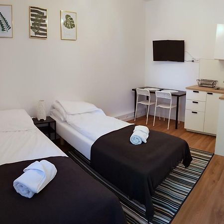 Apartamenty Metro Targowek Варшава Екстер'єр фото